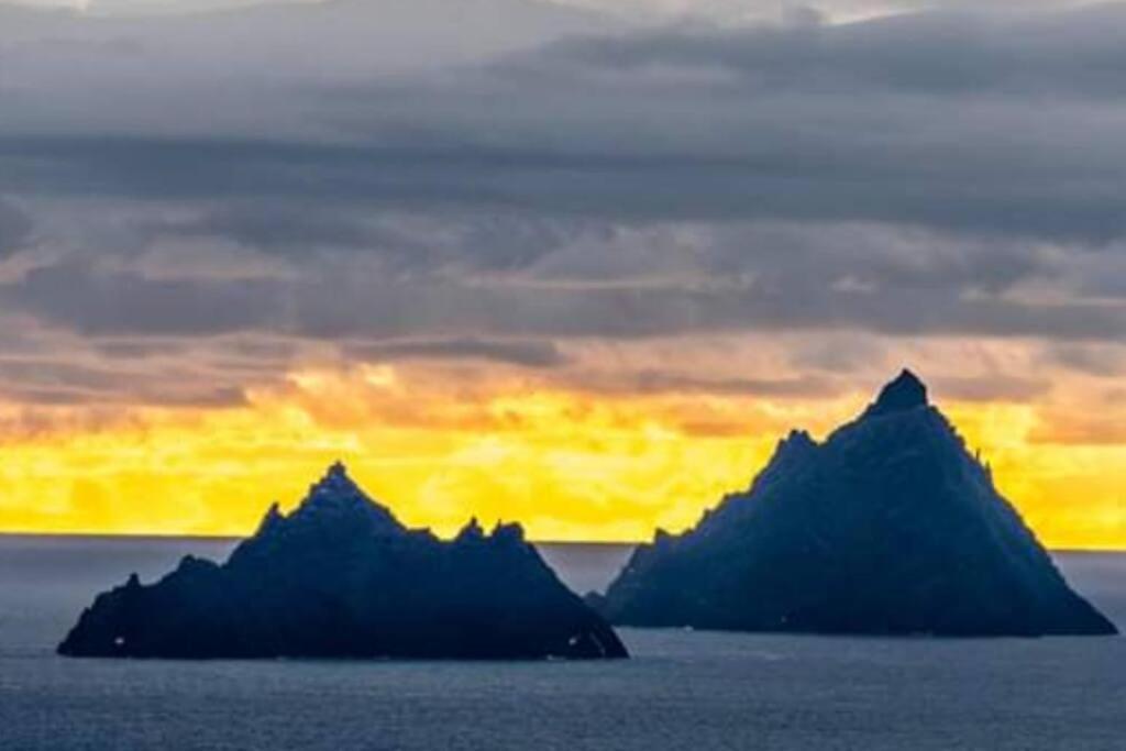 포트마지 Skellig View Bluebell Rose & The Kerry Cliffs 아파트 외부 사진